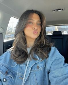 Brunette Hair Lengths, Long Hair Layers Blowout, Brunette Hair With Layers And Curtain Bangs, Cute Haircuts For Medium Hair Wavy, Medium Length Brunette Curtain Bangs, Under The Shoulder Haircut, Medium Length Brown Hairstyles, Brown Hair Medium Length Curtain Bangs, Simple Mid Length Haircut