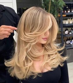 Bardot Fringe Long Hair, Lot Of Layers Haircut Long, Layered Long Shag Hairstyles, Sabrina Carpenter Haircut Layers, Highlighted Fringe, Princess Haircuts, Bridget Bardot Haircut, Sabrina Haircut, Feathered Fringe Hairstyle