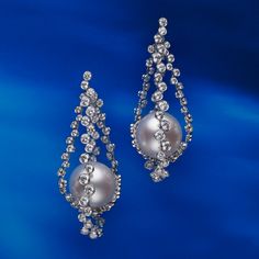 Mikimoto Mauritshuis earrings1 Girl With a Pearl A Pearl Earring and Mikimoto Go On Display Mikimoto Pearl Earrings, Girl With A Pearl Earring, South Sea Pearls Earrings, Mikimoto Pearls, Sea Pearl, Pearl Earring, Gorgeous Jewelry, High Jewelry, Bling Bling