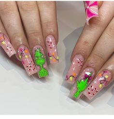 Christmas Press On Nails, Coffin Shape Nails, Stick On Nails, Xmas Nails, Christmas Nail Designs, Christmas Nail, Nail Designs Spring