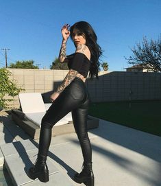 Hot Metalheads, Krista Keehus, Elegant Goth, Outfits Woman, Fashion Queen, Goth Style, Dark Outfits, Black Outfits, Style Steal