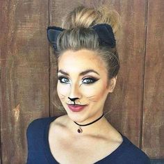 Black Cat Makeup with White Eye Liner Kitten Makeup, Black Cat Makeup, Maquillage Halloween Simple, Black Cat Costumes, Makeup Recipes