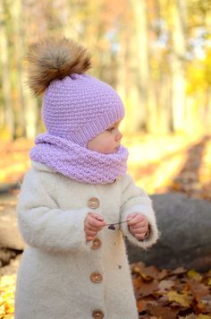 "Luxury, warm and super trendy baby girl winter hat, toddler girl winter hat, girls winter hat. It is hand knitted from the finest quality merino wool that is incredibly soft, luxuriously gentle next to the skin and will help keep your child warm all winter. The faux fur pom pom is 12-15 cm in width and is detachable via a metallic popper allowing you to mix and match the pom pom on top and wash your hat easily. Sizes of the hat are according the circumference of the head or age. To measure the Handwork Ideas, Boys Winter Hats, Girls Knit Hat, Pom Pom Baby, Girls Winter Hats, Baby Winter Hats, Toddler Winter