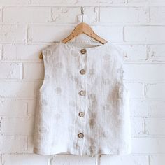 Cotton Top Patterns, Cotton Tops Designs, Diy Sy, Linen Fashion, Shell Top, A Jacket, 자수 디자인, Fabric Stores Online