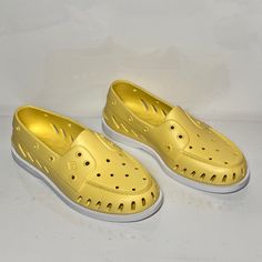 Water-Resistant, Lightweight Injected Eva Upper; Drainage Holes Along Waterline And Topside Molded Wave-Siping Outsole Approximately 2"H Sole Fit: True To Size Blown Eva Construction Slipon Shoes, Sperry Shoes, Shoes Color, Sperrys, Slip On Shoes, Flat Shoes Women, Loafer Flats, Float, Water Resistant