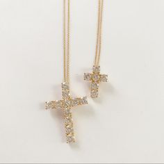 Women’s Rose Gold/Cross Necklaces Selling 2 For $15 Or 1 For $10 Western Necklaces, Tooth Necklace, Halloween Necklace, Chunky Statement Necklace, Silver Bead Necklace, Jewel Necklace, Bear Necklace, Gold Cross Necklace, Silver Crown