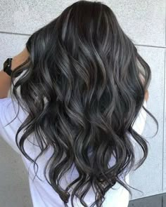 Black Hair With Grey Highlights, Balayage Black Hair, Balayage On Black Hair, Balayage Black, Black Hair Ideas, Best Balayage, Ashy Hair, Brown Hair Inspiration, Winter Hair Colors