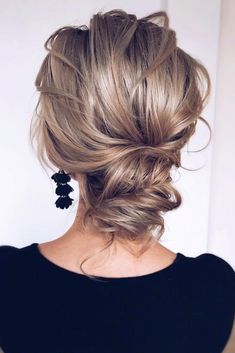 Trendy Updos For Medium Length Hair, Edgy Updo Hairstyles, Messy Updos, Wedding Hairstyles Medium Length, Long Face Hairstyles, Face Shape Hairstyles, Up Dos For Medium Hair, Updos For Medium Length Hair, Ombré Hair