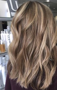 Fall Blonde To Brown Hair, Fall Hair Burnett, Light Brown Hair With Natural Blonde Highlights, Natural Brown Hair Balayage, Growing Out Highlights Blondes, Neutral Blonde Highlights On Brown Hair, Honey Blonde With Brown Lowlights, Hair Color For Dark Blonde Hair, Dark Blonde Hair 2024