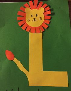 a paper lion with the letter l on it