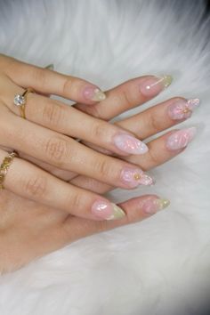 Bridal Jelly Nails, Jelly Nails With Pearls, Korean Jelly Nails Acrylic Almond, Pink Jelly Nails With Charms, 3d Jelly Flower Nails, Beachy Nails, Nail Ring