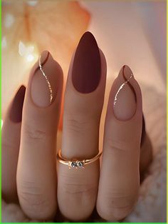 Who said french nails have to stick to white lines check out these stunning trendy french tip nails. Graduation Nails, Green Nail Designs, Striped Nails, Thanksgiving Nails, Nail Designs Spring, Fall Nail Designs, Chic Nails, Valentine's Day Nails, Gold Nails