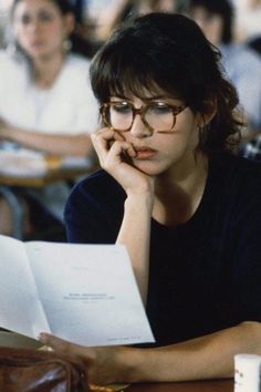 Speaking French, Glasses Inspiration, Isabelle Adjani, New Glasses, It's Okay, Mode Inspo, 가을 패션, French Girl, Hair Inspo