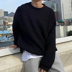 Black Sweater Outfit Men Aesthetic, Korean Fashion Men Hoodie, Korean Men Outfits, Outfits Ideas Korean, Winter Outfits Aesthetic Korean, Korean Black Outfit, Outfits Aesthetic Korean, Outfits Aesthetic Dress, Dress Outfits Korean