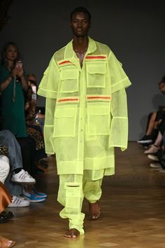 Stockholm Spring, Menswear Runway, Racing Suit, Fashion Business Casual, Futuristic Fashion, 2019 Fashion, Fashion Show Collection, Mode Inspiration, Mens Clothing