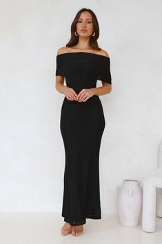 Length from bust to hem of size S: 123cm. Chest: 37cm, Waist: 32cm, across front only of size S. Maxi dress. Lined. Model is a standard XS and is wearing size XS. True to size. Stretch. Mesh. Strapless. Sheer off-shoulder design. Inner grip. Zipper, hook eye closure. Cold hand wash only. Polyester/Spandex. Show up and impress in the Invited Off Shoulder Mesh Maxi Dress. Featuring a strapless, off-the-shoulder design and a fit-to-flare silhouette. We love this dress paired with heels and sparkly accessories. Black Wedding Guest Dresses, Black Dress With Sleeves, Mesh Maxi Dress, Maxi Dress Black, Shower Dresses, Long Sleeve Lace Dress, Maxi Dress Blue, Shoulder Design, Dress Cuts