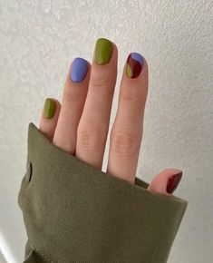 Green And Purple Nails Ideas, Sheer Nails, Hello Nails, Modern Nails, Round Nails, Nails Inspo