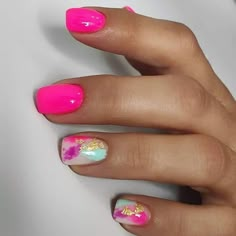 Pink Gel Nail Designs For Summer, Colored Foil Nails, Mani And Pedi Ideas Matching Summer 2023, Summer Dip Nail Colors 2020, Pink Glitter Nails With Design, Neon Dip Nails Designs, Pink Biab Nails With Design, Gel Nail Designs Bright Colors, Summer Nails With Foil