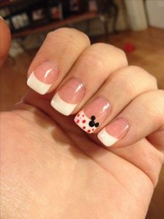 40+ Fun and Easy Ideas For Disney Nails Give You A Fairytale World Disney Manicure, Mouse Nail Art, Disney Themed Nails, Mickey Mouse Nail Art, Disneyland Nails, Disney Christmas Nails, Disney Nail Designs, Mickey Mouse Nails, Mickey Nails