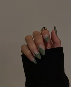 Kelsey Diprima, Her Nails, Classy Fashion