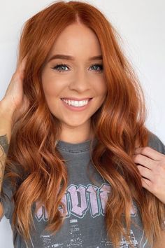 Rose Gold Orange Copper Hair, Copper All Over Hair Color, Light Bright Copper Hair, Red Hair Color Blocking, 2023 Copper Hair, Auburn Hair 2023, Coastal Copper Hair, Copper Hair With Chunky Highlights, Blonde And Copper Split Hair