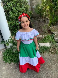 Mexican Dress  Body, Skirt and hair accesory Mexican Dresses For Kids, Traditional Mexican Dress, Mexican Independence, Spanish Dress, Body Rock, Body Skirt, Mexican Dress, Mexican Girl, Mexican Dresses