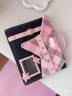 Cute Stationary School Supplies, Stationary School, Cute Stationary, Girly Bags, Cute School Supplies, Kawaii Stationery, Fancy Bags, Pretty Bags, Cute Purses