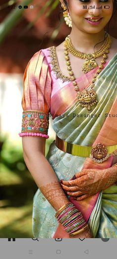 Silk Saree Blouse Designs Patterns, Latest Bridal Blouse Designs, Blouse Designs Catalogue, Traditional Blouse Designs, Trendy Outfit Ideas, Latest Model Blouse Designs, Fashionable Saree Blouse Designs, Cutwork Blouse Designs