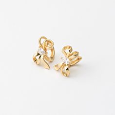 Elegant Gold Earrings With Ribbon, Gold Ribbon Earrings, Chic Gold Earrings With Bow, Gold Dainty Earrings With Bow, Bow Earrings Gold, Ribbon Earrings, Jewelry Real, Gold Ribbon, Gold Ribbons