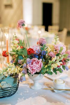 wedding centerpiece Bright Flower Centerpieces Wedding, Bright Floral Table Arrangements, Elegant Colorful Wedding, Vibrant Floral Centerpieces, Bright Centerpieces Candle, Fairytale Wedding Centerpieces, Bright And Bold Wedding, Small Bright Floral Centerpieces, Bright Summer Wedding