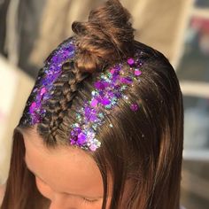 Hairstyles Glitter, Swift Party, Glitter Bar, Taylor Swift Party, Glitter Face, Inner Glow, Punk Hair, Party Hairstyles, Physical Education