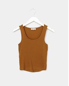 Comfortable Brown Tops For Everyday, Comfortable Stretch Soft Knit Tops, Fitted Seamless Tank Top For Fall, Spring Brown Stretch Tank Top, Spring Stretch Brown Tank Top, Brown Stretch Tank Top For Spring, Fitted Brown Tank Top For Fall, Casual Summer Tops With Soft Texture, Everyday Fall Scoop Neck Tank Top