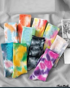 Olivia Mark - 1 pair of tie-dye print socks Tie Dye Socks, Tie Dye Fashion, Flower Yellow, Blue Dye, Streetwear Fashion Women, Tie And Dye, Tube Socks, Fashion Socks, Sport Socks