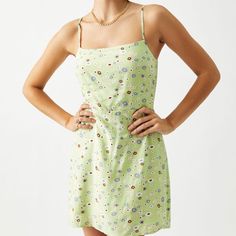 Please Message With Offers Or Questions:) Kendall And Kylie Designed Never Worn Sold Out - Purchased For $79 Lightweight Casual Dress Open Back With Strings To Tighten Around Chest Kylie Green, Kylie Dresses, Kylie Dress, Floral Summer Dress, Dress Open Back, Urban Dresses, Kendall And Kylie, Pastel Floral, Floral Dress Summer