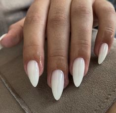 Long Nail Bed Acrylic, Glue On Nails White, White Nails Stick On, White Stiletto Nails, White Press On Nails, Nails Almond Shape, White Almond Nails, Press On Nails Almond, Nails Medium Length