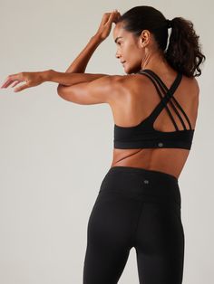 BEST FOR CARDIO: run + train + HIIT IMPACT: Medium-impact workouts, best for A-C cups FEEL: Recycled SuperSonic fabric is sleek with supportive compression FAVE: Strappy racerback design provides distraction-free mobility and airflow Designed for A-C cups IMPACT: For medium-impact workouts MEDIUM COVERAGE: Mid-rise neckline strikes the balance between concealed and revealed Padded, Removable. Athletic Photoshoot, Fitness Branding, Gym Photoshoot, Womens Worth, Mastectomy Bra, Free Bra, Bra Inserts, Fitness Photoshoot, Dd Cup