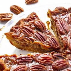 pecan pie sliced and ready to be eaten