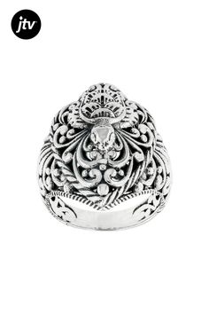 Introducing the exquisite Sterling Silver Turtle Ring from our Artisan Collection of Bali���! This captivating ring features a charming turtle motif, meticulously crafted in stunning sterling silver. The intricate details of this piece come to life with an oxidized finishing technique, adding depth and character. With dimensions measuring 0.85 inches in length and 1.00 inch in width, this ring is both elegant and eye-catching on your finger. Not Sizeable. Silver Turtle Ring, Turtle Ring, Yellow Gemstones, Rings Jewelry Fashion, Akoya Pearls, Earring Findings, Dainty Jewelry, Turquoise Gemstone, Types Of Rings