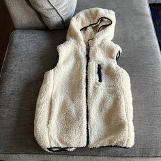 Francescas Sherpa Vest With A Hood! Super Cute. Can’t Remember If I’ve Ever Worn It, If So It’s In Euc. Otherwise It’s Nwot! Has Navy Blue Around The Edges. No Signs Of Wear Visible To Me. Open To Offers! Womens Sherpa Vest, Sherpa Hooded Vest, Sherpa Vest, Navy Blue, Super Cute, Jackets & Coats, Jackets For Women, Navy, Blue