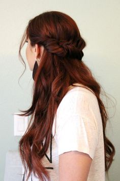 Hairstyle Secrets Revealed: Insider Tips for Flawless Looks Braided Hairstyles For Long Hair, Types Of Hair Color, Fishtail Hairstyles, Wedding Hair Colors, Cute Braided Hairstyles, Hair Color Auburn, Long Red Hair, Hairstyles For Long Hair