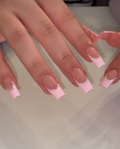 Oval Nails Pink Tip Nails, Nagel Tips, French Tip Acrylic Nails, Acrylic Nails Coffin Pink, Summer Acrylic Nails, White French, Birthday Nails, Prom Nails