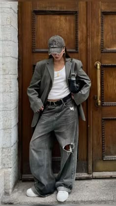 High Fashion Outfits Street, Modest Outfits Casual, Blazer Outfits Street Style, Comfort Outfits, Winter 2024 Fashion Trends, Street Fashion Women, Aesthetic Editorial, Oversized Blazer Outfit, Winter 2024 Fashion