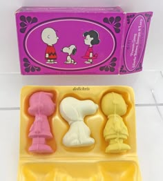 the moulder molds are shaped like snoopy and charlie brown's