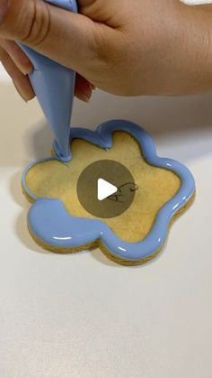 Dog Face Cookies, Animal Cookies Decorated, Animal Sugar Cookies, Decorate Cookies, Royal Iced Cookies, Dog Cookies, Animal Cookies, Cookies Decorated, Iced Cookies