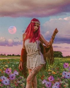 Duality: Haus of Eclectic Souls — “We are Stars wrapped in skin - the light you are... Radio City Music Hall, Bohemian Lifestyle, Hippie Vibes, Radio City, Festival Looks, Bohemian Chic, Rumi, Hippie Style, Boho Hippie