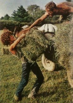 Linda Mccartney, Hay Bales, Ranch Life, Farms Living, Down On The Farm, Rural Life, New Haven, Old Farm, Country Farm