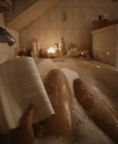 Bath Aesthetic, Vision Board Images, Vision Board Photos, Past Life Regression, Life Vision Board, Foto Poses, Dream Board, Psychic, Mood Boards