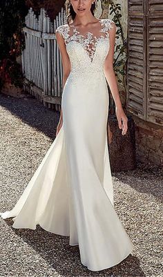 FISHTAIL MOPPING WEDDING DRESS IN WHITE Lace Wedding Dress Country, Simple Lace Wedding Dress, Wedding Dresses Mermaid Sweetheart, Lace Wedding Dress With Sleeves, Mermaid Wedding Dresses, Wedding Dresses With Straps, Lace Wedding Dress Vintage, Fish Tail, Lace Dress With Sleeves