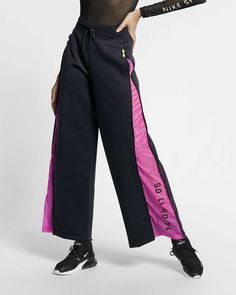 NWT $110 Nike Sportswear Tech Pack Fleece Pants Women's Black/Pink Size M. Condition is New with tags. Shipped with USPS Priority Mail Padded Flat Rate Envelope. Tech Wear Women, Fleece Trousers, Fleece Pants Women, Sport Nike, Black Jogger Pants, Baby Nike, Shirt Tucked In, Tech Pack, Nike Tech