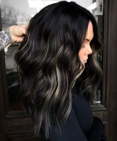 Best Balayage Black Hair: 30+ Gorgeous Trending Ideas for 2021 Peekaboo Hair Colors, Long Hair Highlights, Balayage Blond, Black Hair Balayage, Dark Brunette Hair, Peekaboo Hair, Black Hair With Highlights, Dark Hair With Highlights, Hair Color Highlights